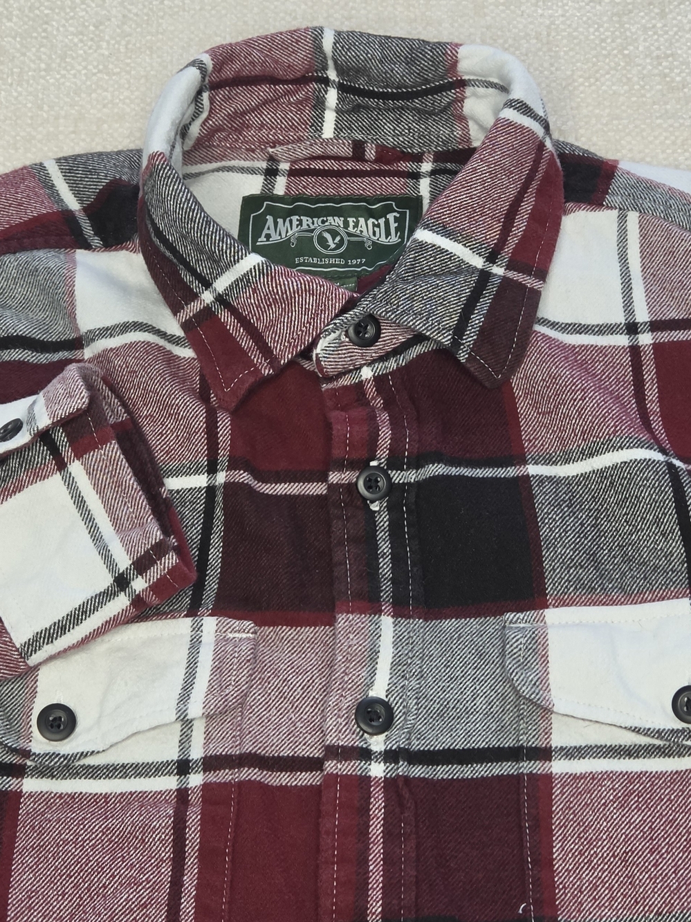 American Eagle Flannel Shirt Men's Medium Burgundy Plaid Button Up Cotton